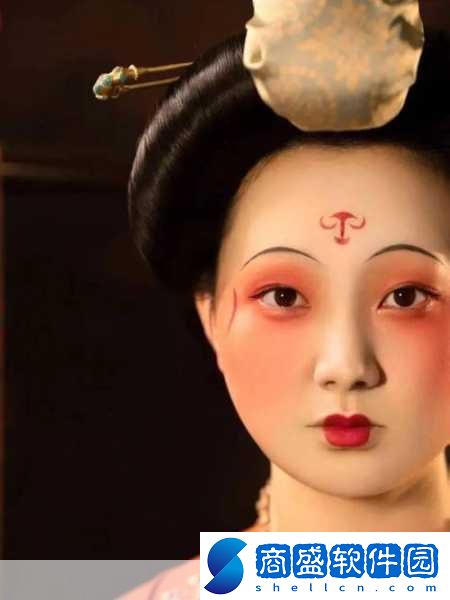 金盆水里撥紅泥與古代女子妝容有關(guān)嗎